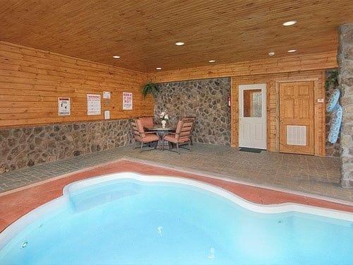 Majestic Springs Lodge Cabin McCookville Номер фото