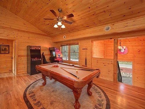 Majestic Springs Lodge Cabin McCookville Экстерьер фото