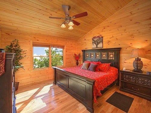Majestic Springs Lodge Cabin McCookville Экстерьер фото