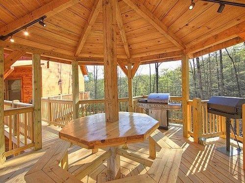 Majestic Springs Lodge Cabin McCookville Экстерьер фото